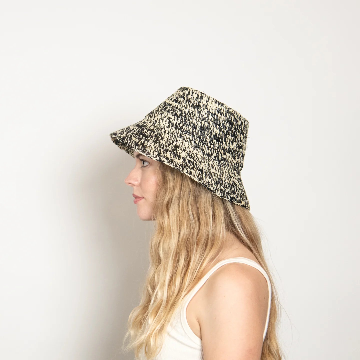 Lolo Bucket Hat