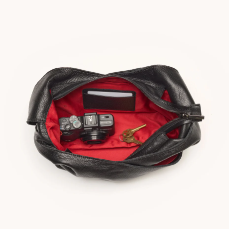 Tom Zip Med-Noir Smooth Raffia-GM