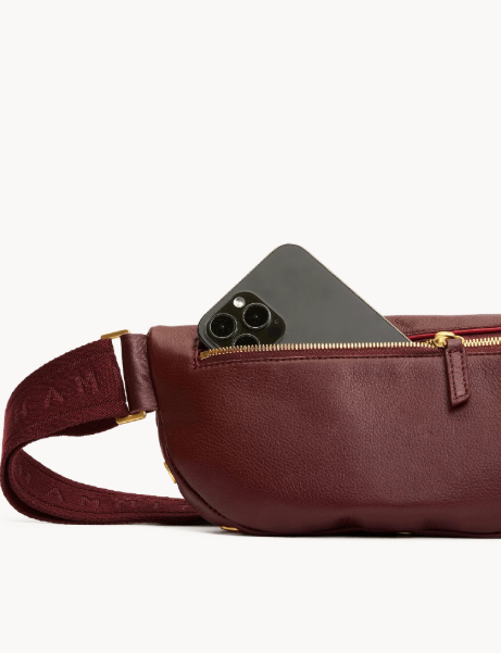 Charles Crossbody med Cherrywood Pebble/Brushed Gold