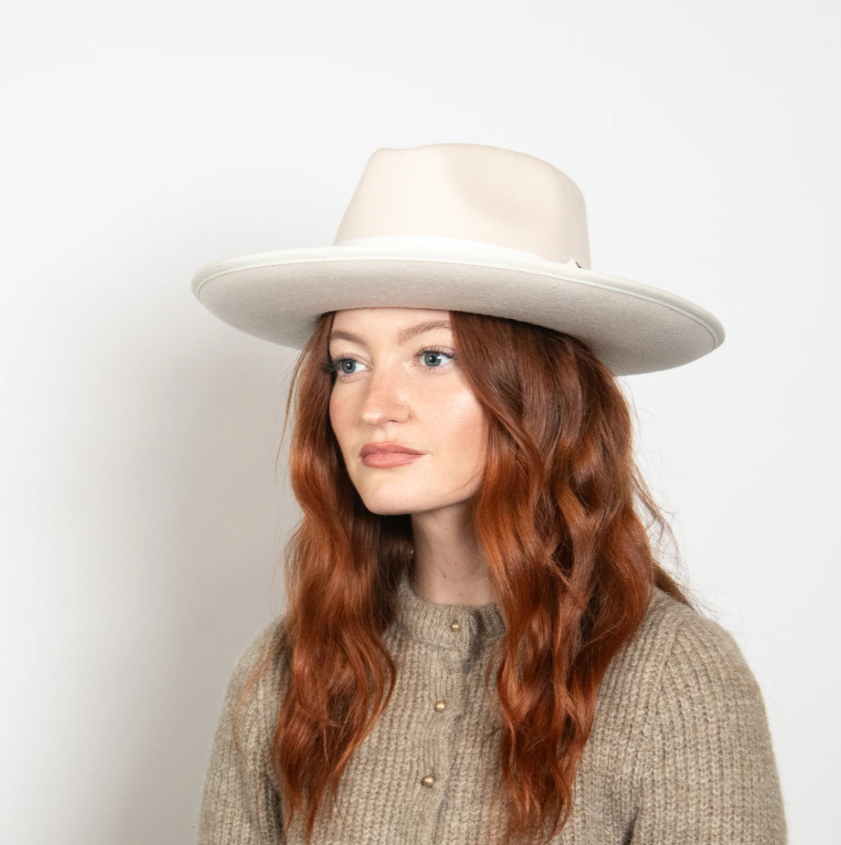 Boone in Linen