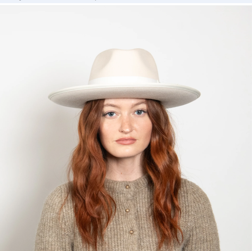 Boone in Linen
