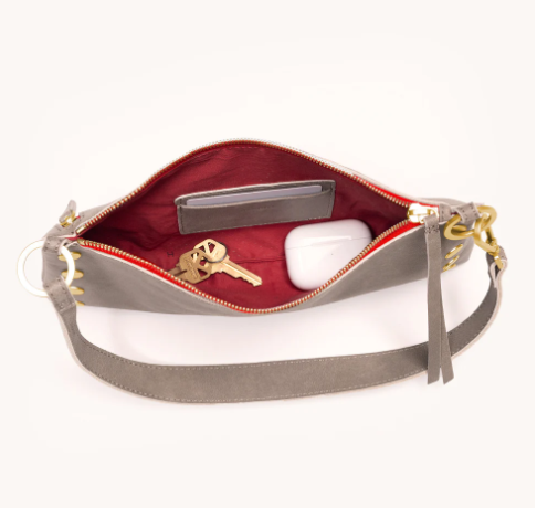 Kyle-Pewter-BG-Red Zip