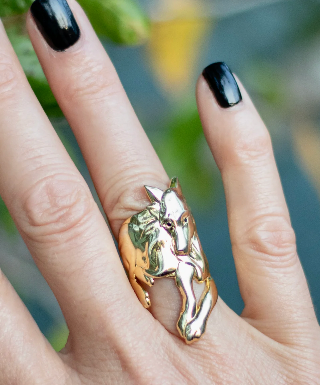 Everwild* Courage Wolf Cuff Ring in Gold + Diamonds